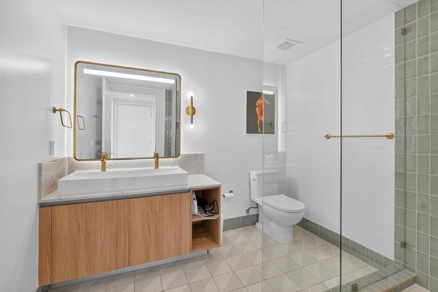 159 NE 6th Street 3905, Miami, FL 33132