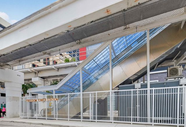 159 NE 6th Street 3905, Miami, FL 33132