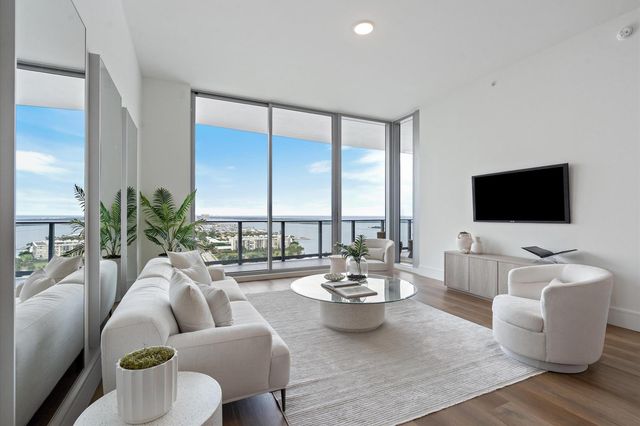 220 Lake Shore Drive 2305, Lake Park, FL 33403