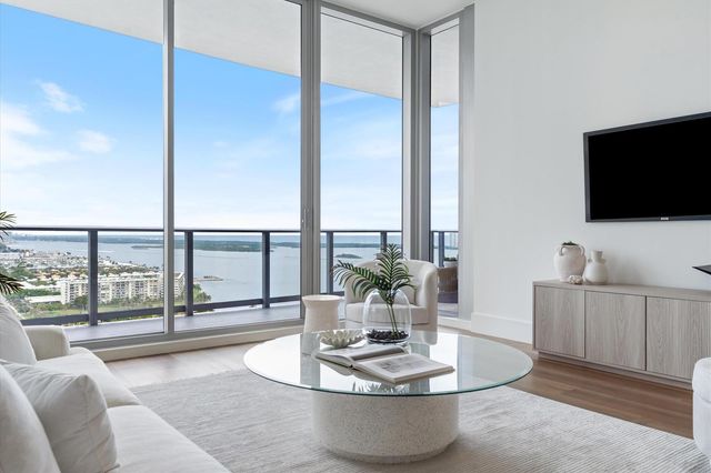 220 Lake Shore Drive 2305, Lake Park, FL 33403