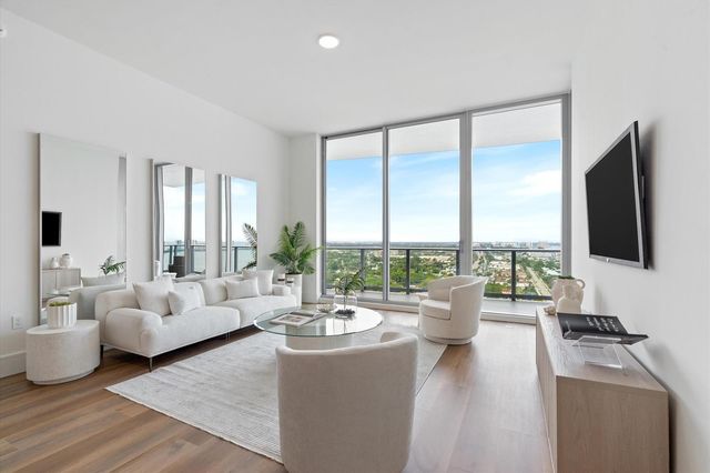 220 Lake Shore Drive 2305, Lake Park, FL 33403