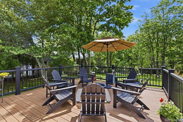 36 Watchogue Avenue, East Moriches, NY 11940