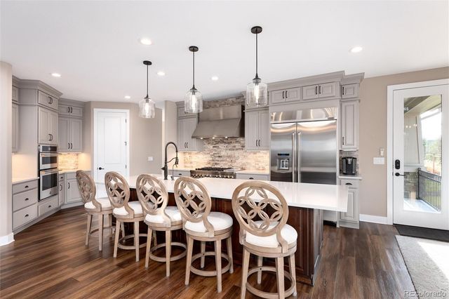 27643 E Euclid Drive, Aurora, CO 80016