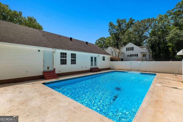 404 Thurston Avenue, Thomaston, GA 30286