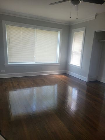 7918 S Essex Avenue S 1, Chicago, IL 60617