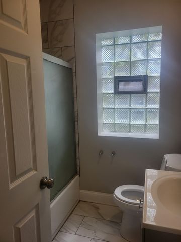 7918 S Essex Avenue S 1, Chicago, IL 60617