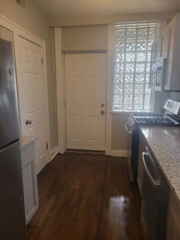 7918 S Essex Avenue S 1, Chicago, IL 60617