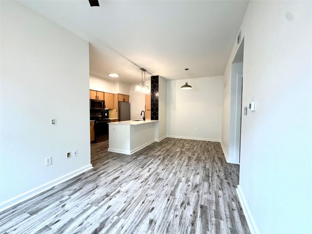 1201 Grove BLVD 1701, Austin, TX 78741