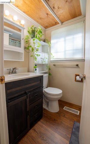 21625 Crystal Lake Dr., Sonora, CA 95370