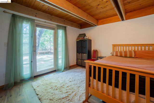 21625 Crystal Lake Dr., Sonora, CA 95370