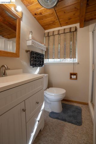 21625 Crystal Lake Dr., Sonora, CA 95370