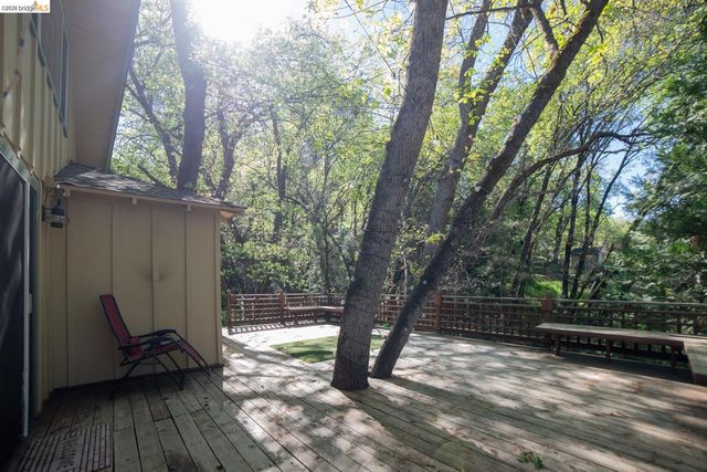 21625 Crystal Lake Dr., Sonora, CA 95370