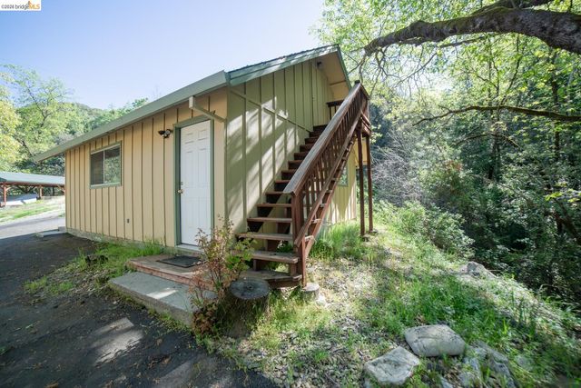 21625 Crystal Lake Dr., Sonora, CA 95370