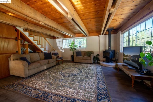 21625 Crystal Lake Dr., Sonora, CA 95370