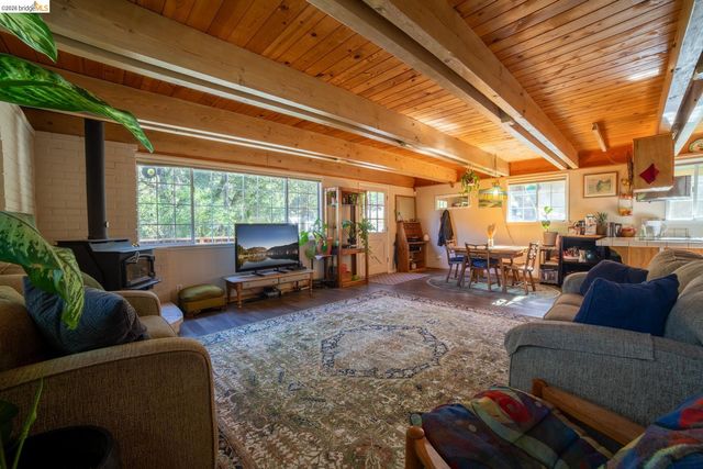 21625 Crystal Lake Dr., Sonora, CA 95370