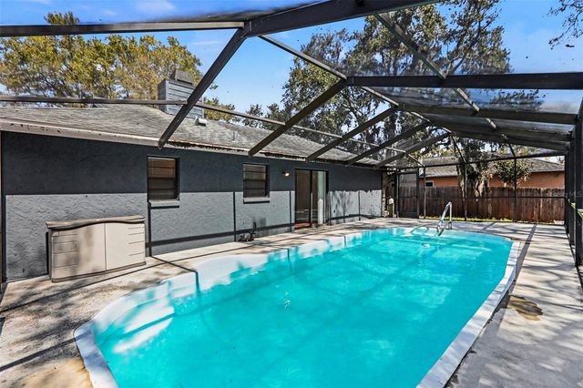 2332 SEWARD DRIVE, Sarasota, FL 34234