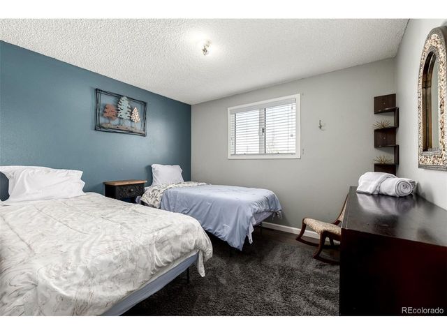 6611 W 74th Ave, Arvada, CO 80003