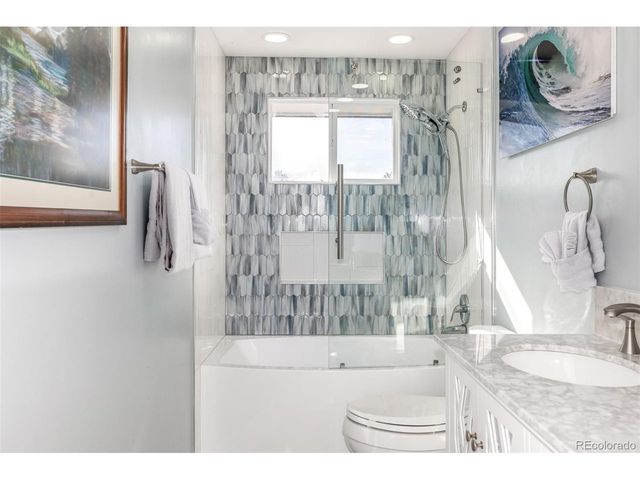 6611 W 74th Ave, Arvada, CO 80003