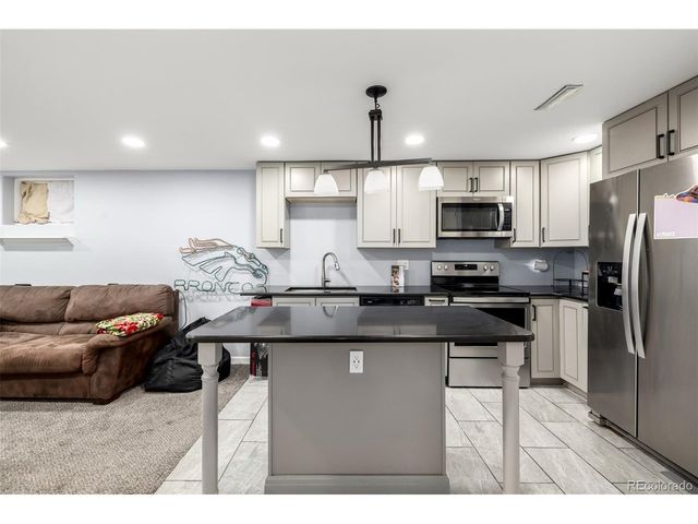 6611 W 74th Ave, Arvada, CO 80003