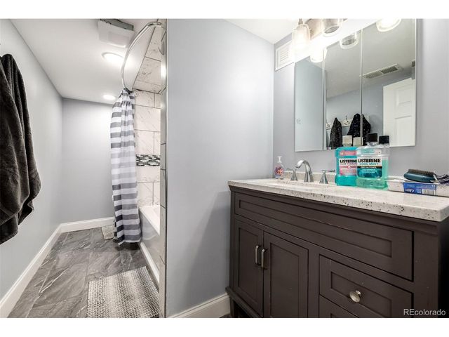 6611 W 74th Ave, Arvada, CO 80003