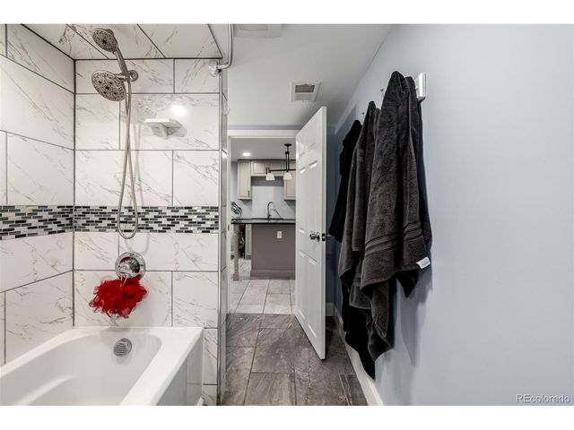 6611 W 74th Ave, Arvada, CO 80003