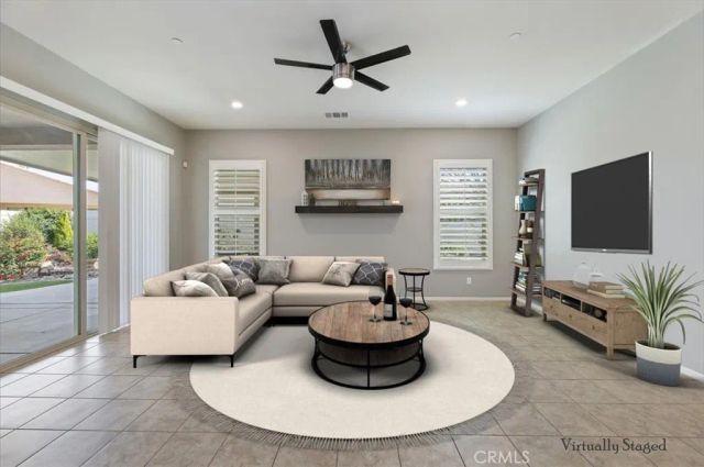 1394 Via La Presa, Hemet, CA 92545