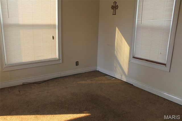 114 N Delmar Avenue, Hartford, IL 62048