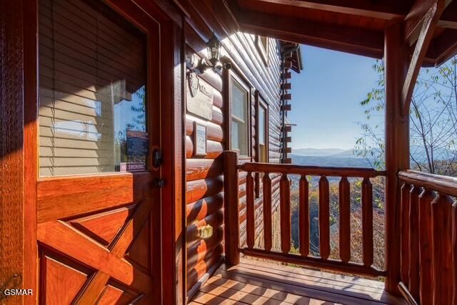 3045 Legacy Vista Drive, Sevierville, TN 37876