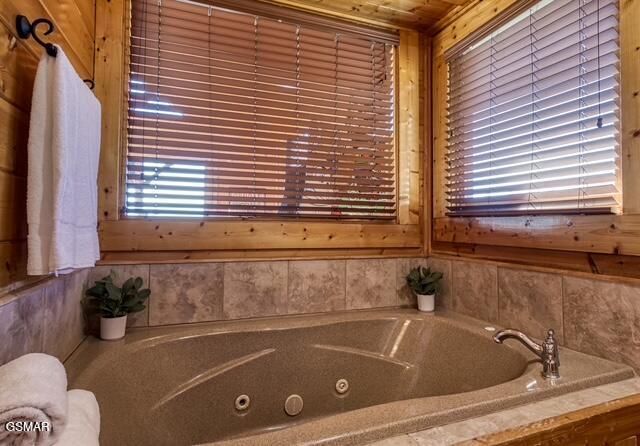 3045 Legacy Vista Drive, Sevierville, TN 37876