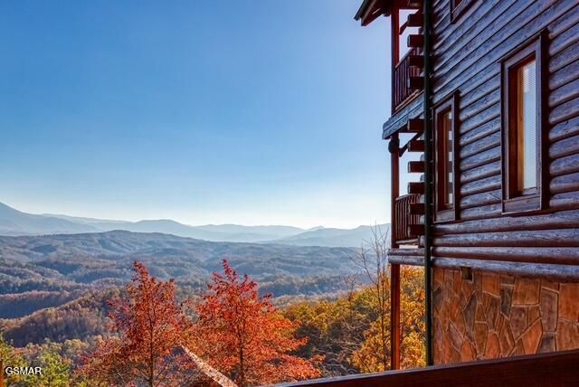 3045 Legacy Vista Drive, Sevierville, TN 37876