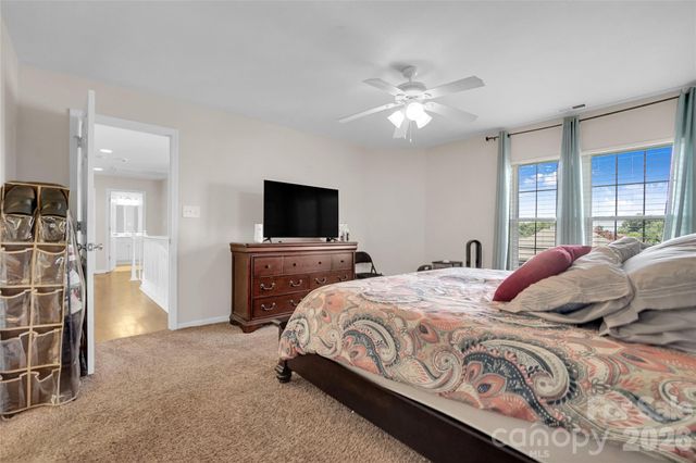 10706 Hellebore Road, Charlotte, NC 28213