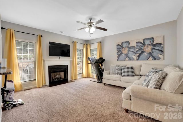 10706 Hellebore Road, Charlotte, NC 28213