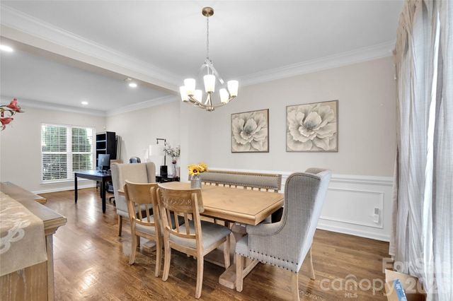 10706 Hellebore Road, Charlotte, NC 28213