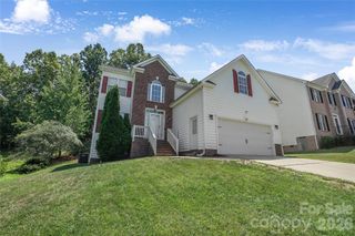 10706 Hellebore Road, Charlotte, NC 28213