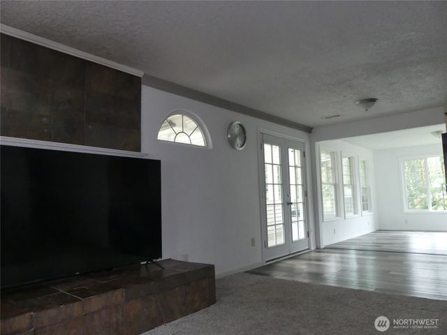 313 Rollingwood Drive, Kelso, WA 98640