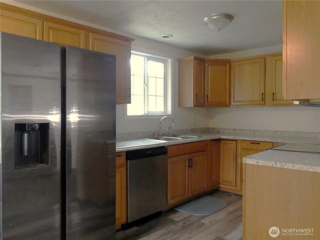 313 Rollingwood Drive, Kelso, WA 98640