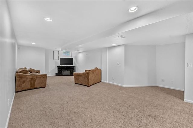 13878 S Kaw Street, Olathe, KS 66062