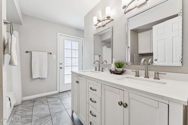 3017 W SAHUARO Drive, Phoenix, AZ 85029