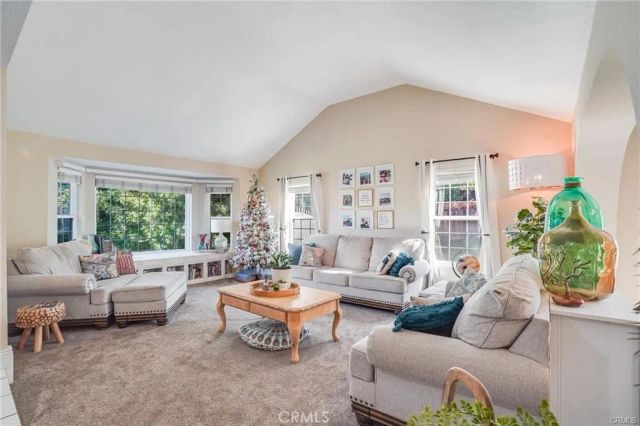 11094 Kayjay, Riverside, CA 92503