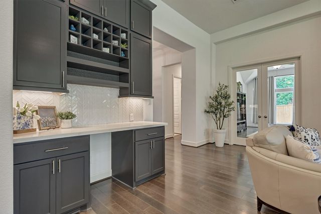 205 Patina Sorrel Drive, Montgomery, TX 77316