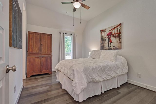 205 Patina Sorrel Drive, Montgomery, TX 77316