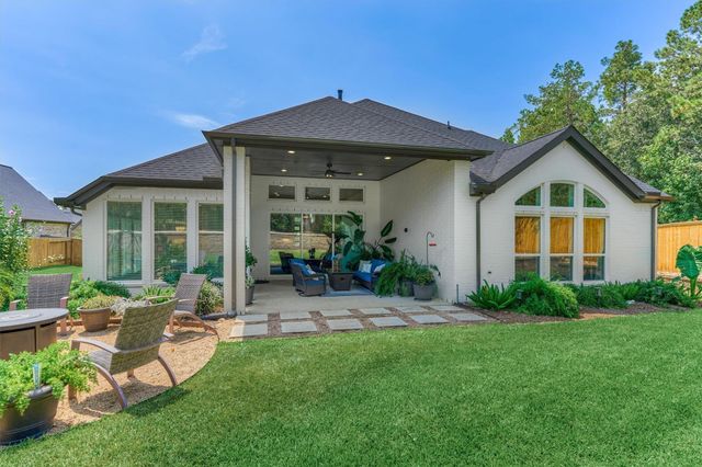 205 Patina Sorrel Drive, Montgomery, TX 77316