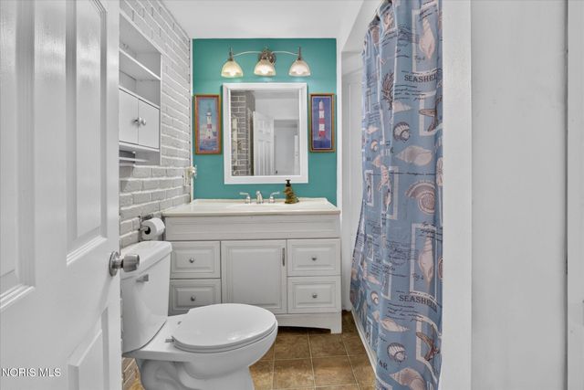 346 W Andrus Road, Northwood, OH 43619