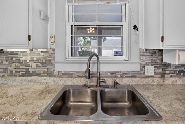 346 W Andrus Road, Northwood, OH 43619