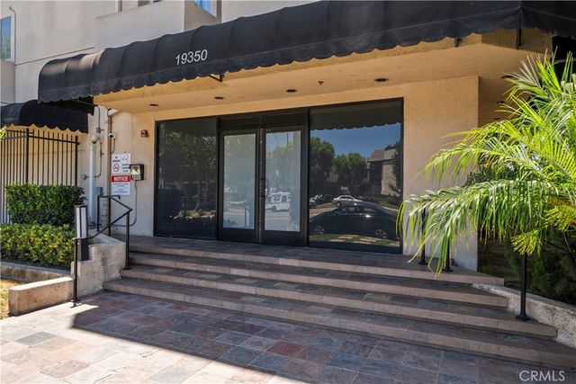 19350 Sherman Way. 328, Reseda, CA 91335