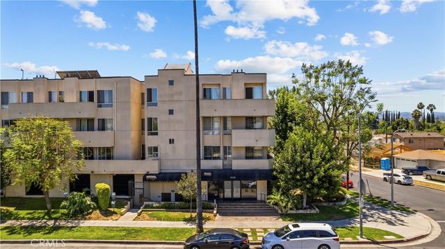 19350 Sherman Way. 328, Reseda, CA 91335