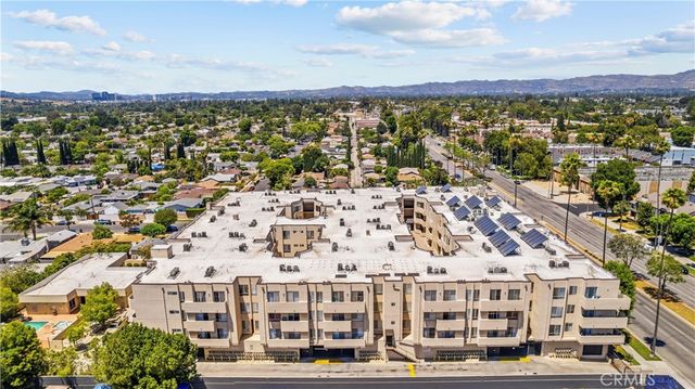 19350 Sherman Way. 328, Reseda, CA 91335