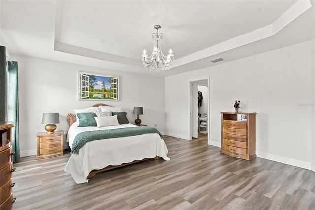 6884 ABBYWOOD LANE, Zephyrhills, FL 33541