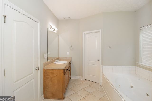 1231 Hillview Road, Hampton, GA 30228