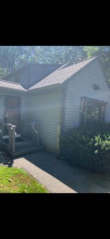 28 Annette Avenue, East Falmouth, MA 02536